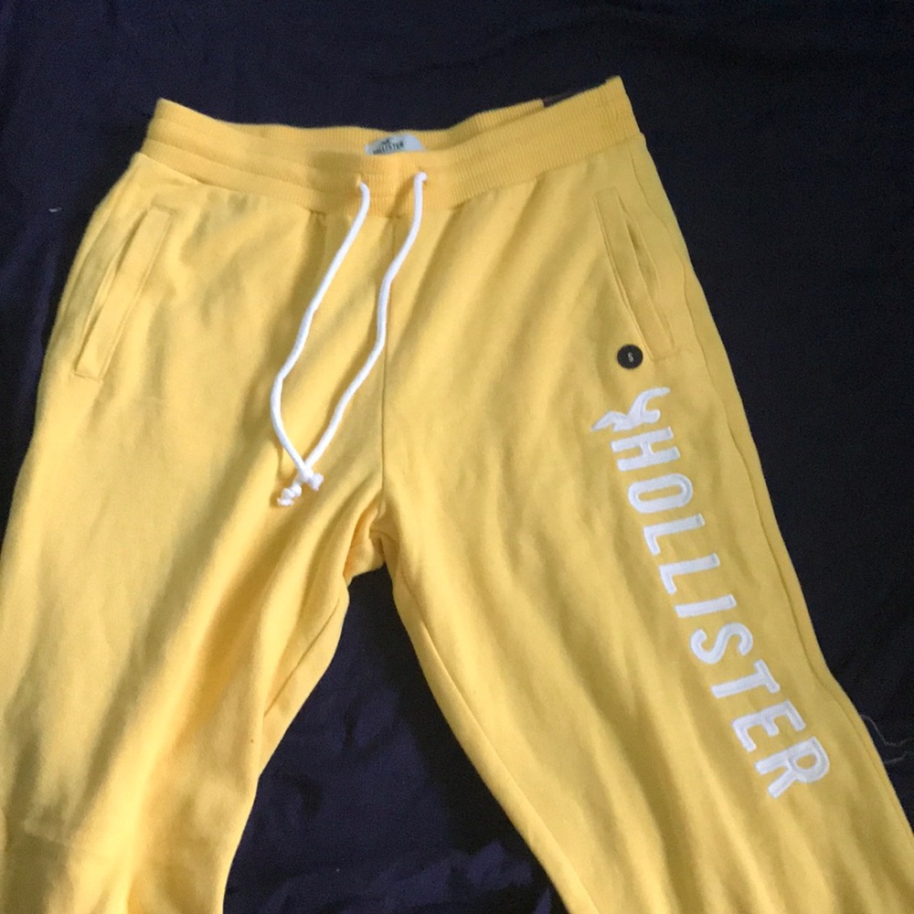 BRAND NEW SWEATPANTS😍😍